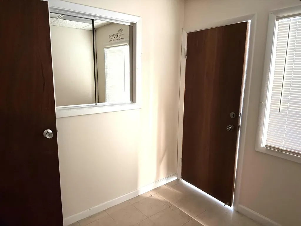 Commonwealth House New Providence Paradise Island BS