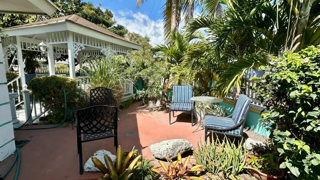 Bay Geranium Avenue 36 New Providence Paradise Island BS