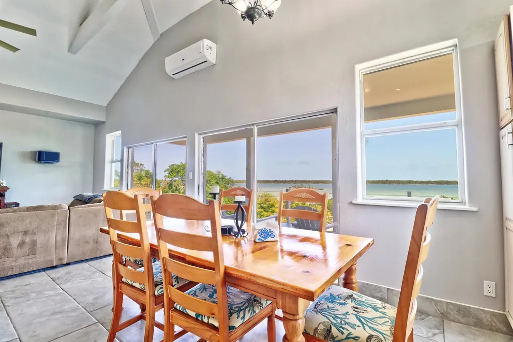 Turtle Creek 0 Abaco BS