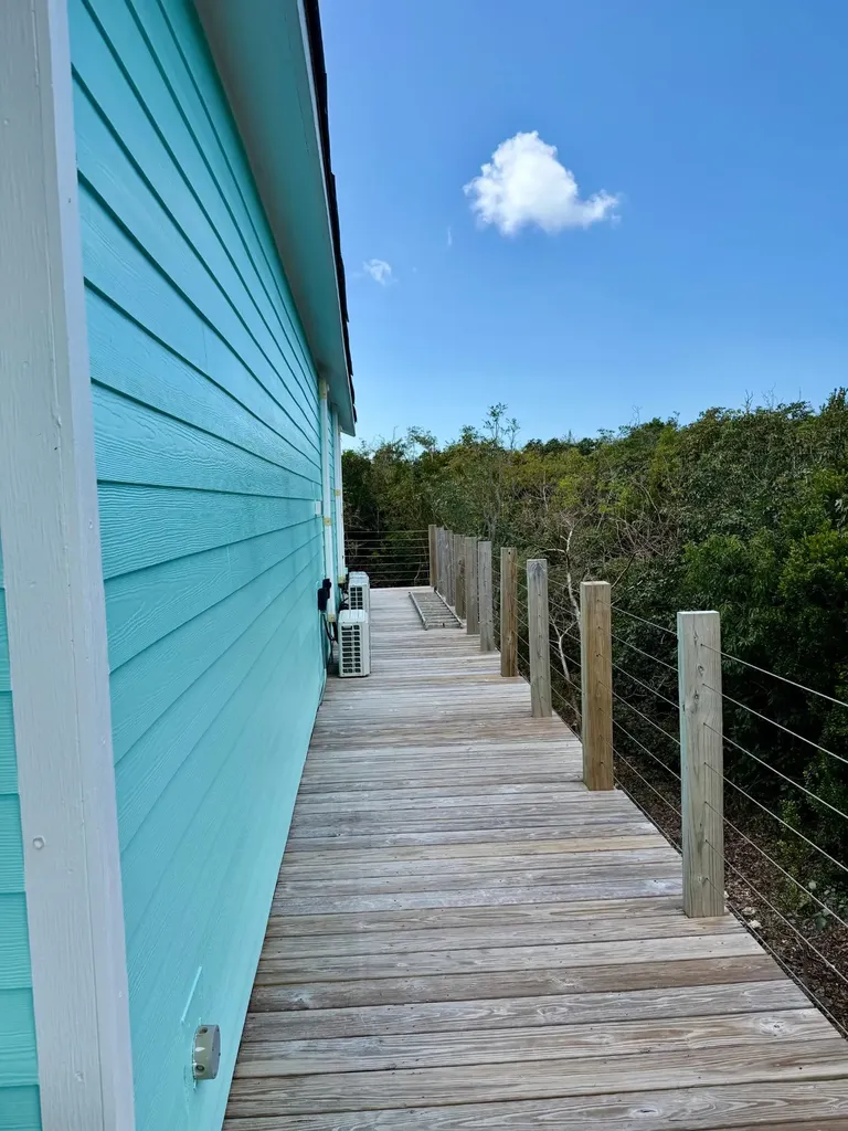 Turtle Creek 0 Abaco BS