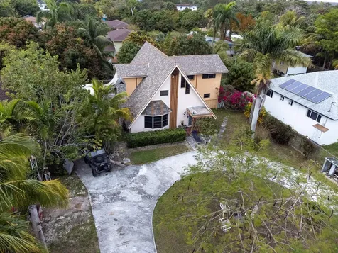 Coral Heights New Providence Paradise Island BS