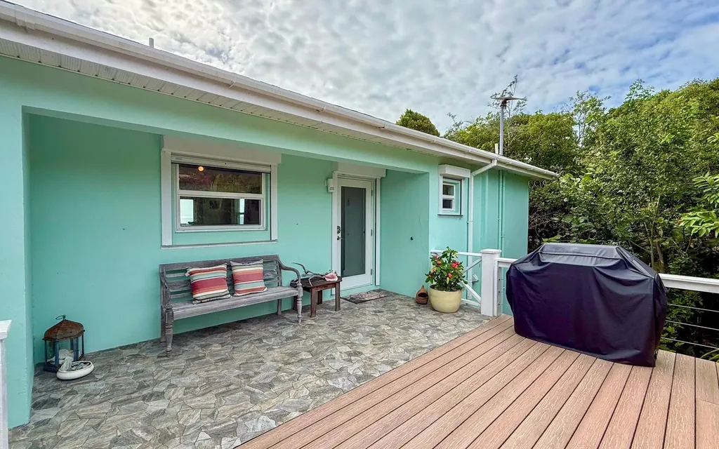 Lot R9, Shore Drive Eleuthera BS