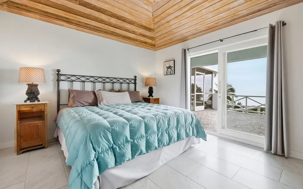 Lot R9, Shore Drive Eleuthera BS