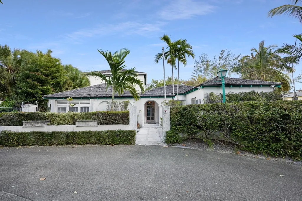 Eton Avenue New Providence Paradise Island BS