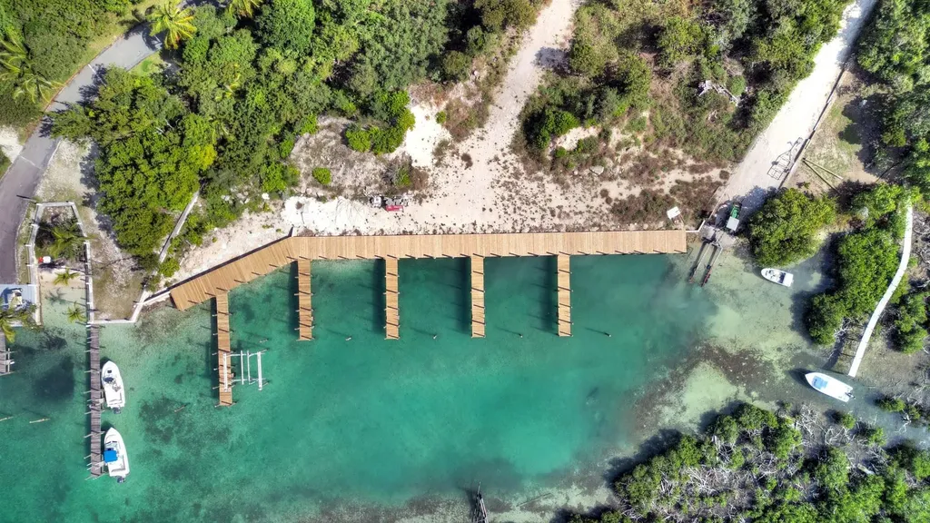 Islands Tide Lot 4 Abaco BS