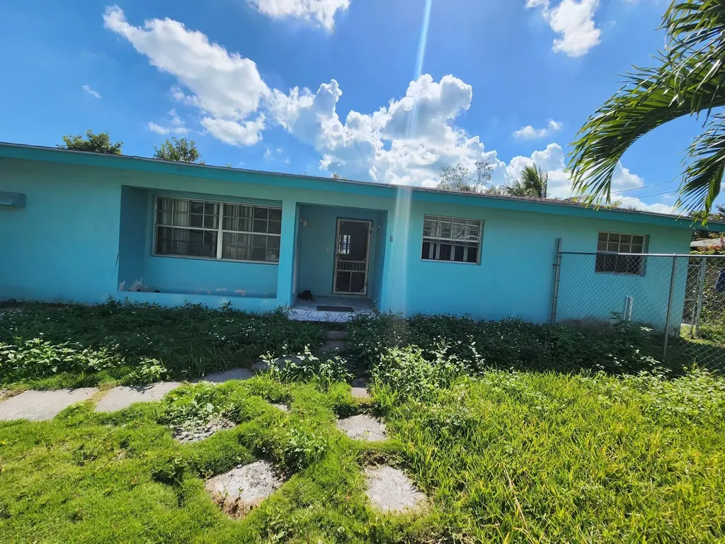 Lumumba Lane New Providence Paradise Island BS