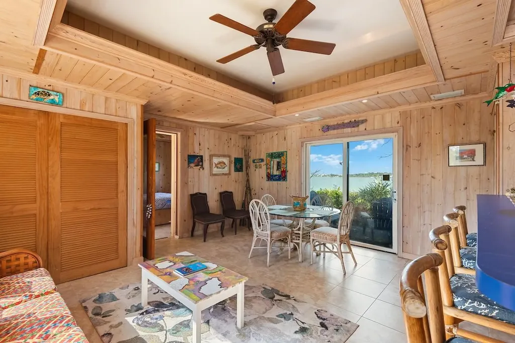 Sugarloaf Cay Abaco BS