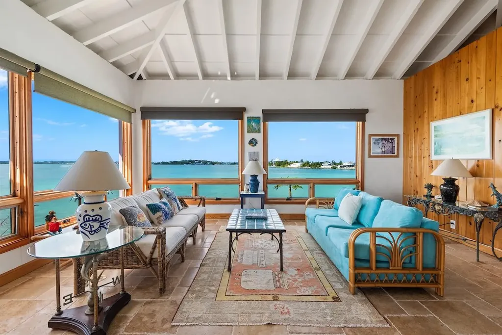 Sugarloaf Cay Abaco BS