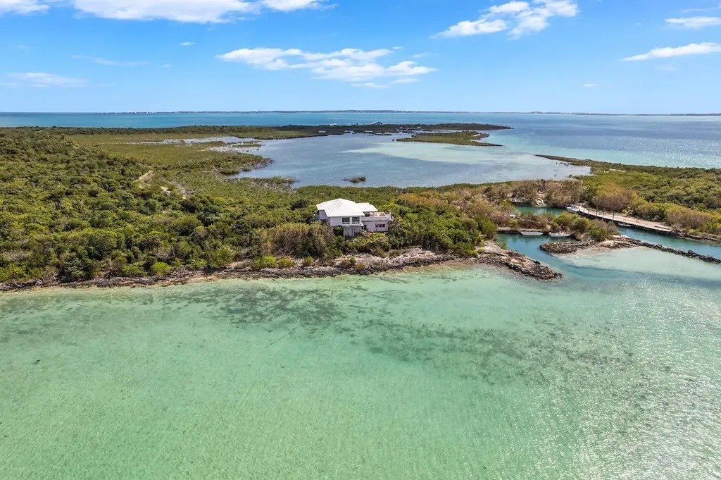 Sugarloaf Cay Abaco BS