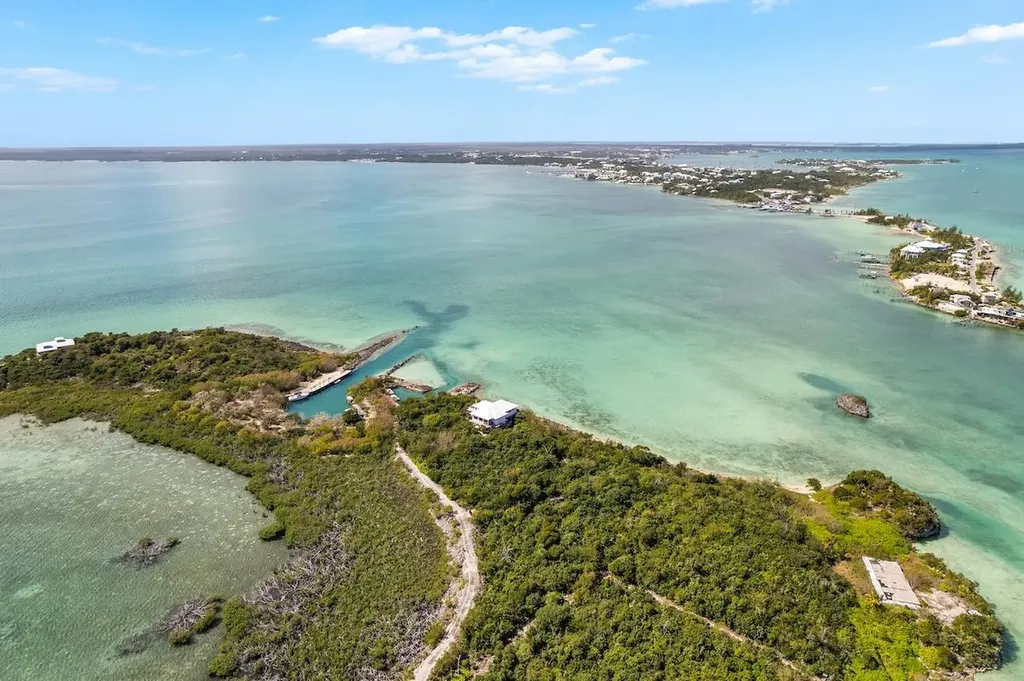 Sugarloaf Cay Abaco BS