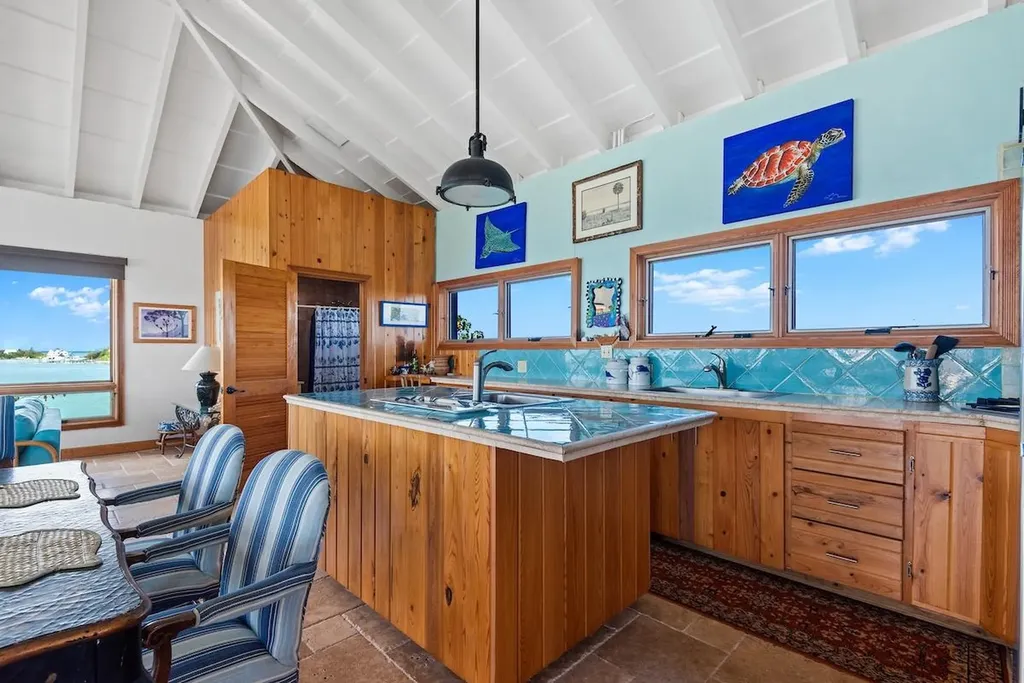 Sugarloaf Cay Abaco BS