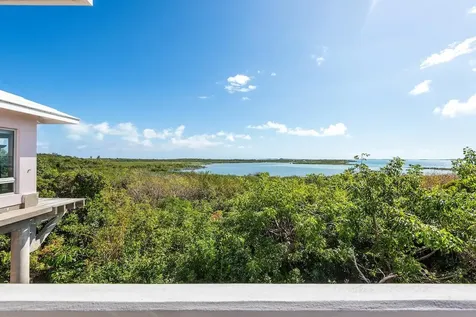 Sugarloaf Cay Abaco BS
