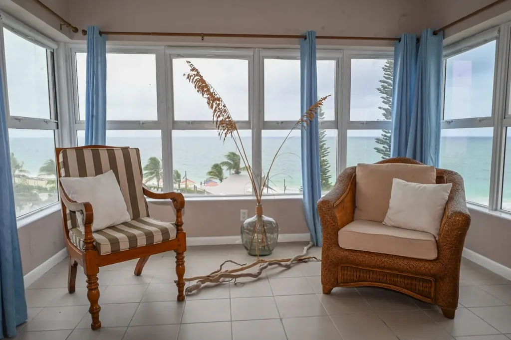 Riviera Towers Grand Bahama Freeport BS