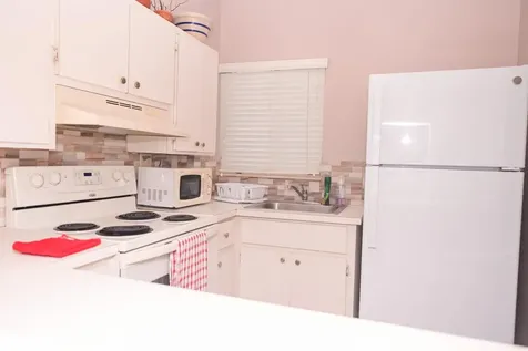 Riviera Towers Grand Bahama Freeport BS