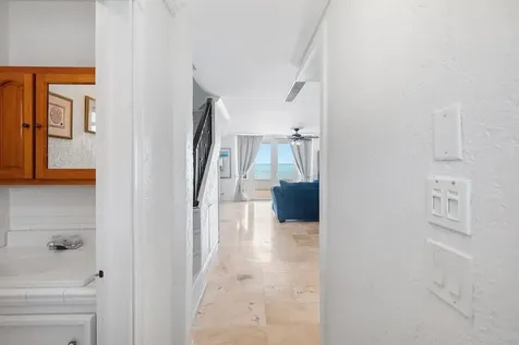 Delaporte Point New Providence Paradise Island BS