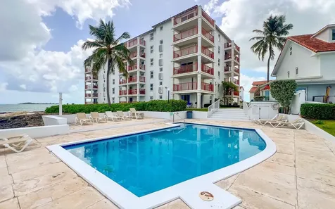 Delaporte Point New Providence Paradise Island BS