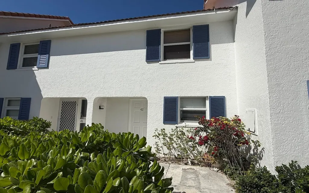 Delaporte Point New Providence Paradise Island BS