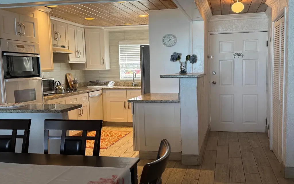 Delaporte Point New Providence Paradise Island BS