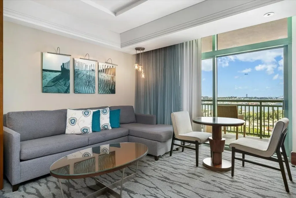 20-905/907 @ The Reef New Providence Paradise Island BS