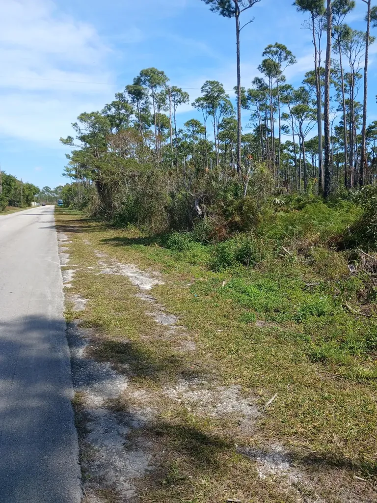 East Beach Drive Tract 10 Grand Bahama Freeport BS