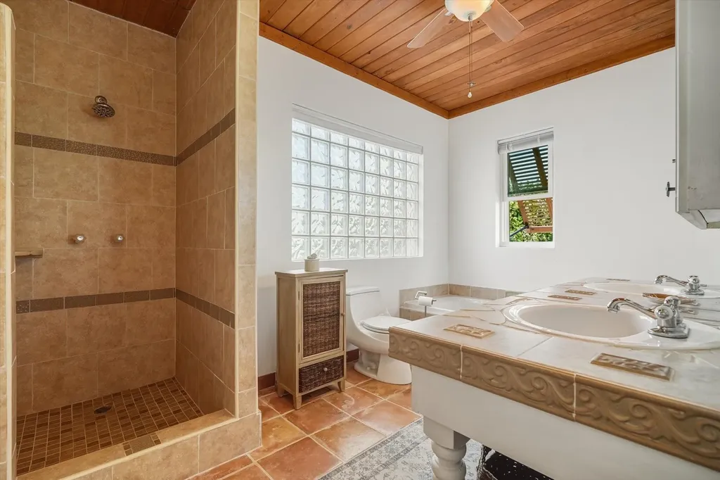 Seaspray Estate Eleuthera BS