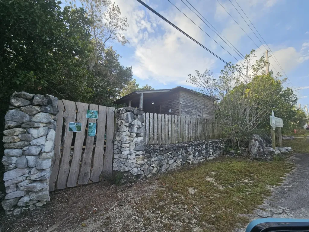 Hillside Place South Oc 25 New Providence Paradise Island BS
