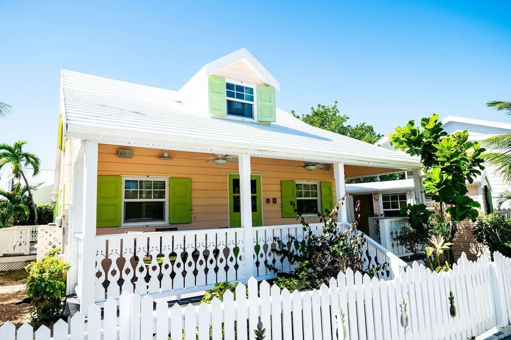Green Shutters Abaco BS