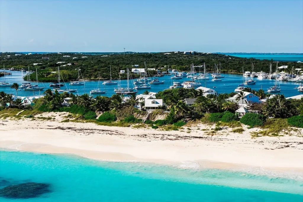 Green Shutters Abaco BS
