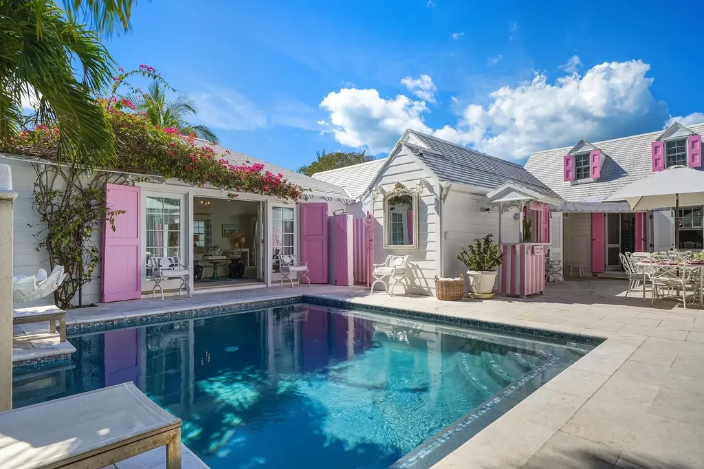 Doll House Eleuthera BS