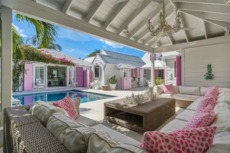 Doll House Eleuthera BS