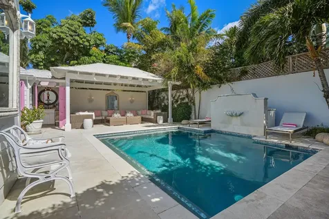 Doll House Eleuthera BS