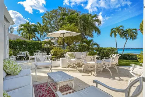 Doll House Eleuthera BS