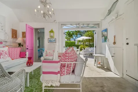 Doll House Eleuthera BS