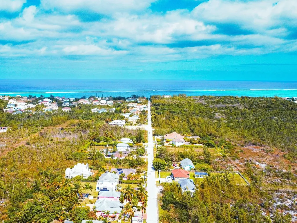 Bahamia West Subdivision Lot 37 New Providence Paradise Island BS