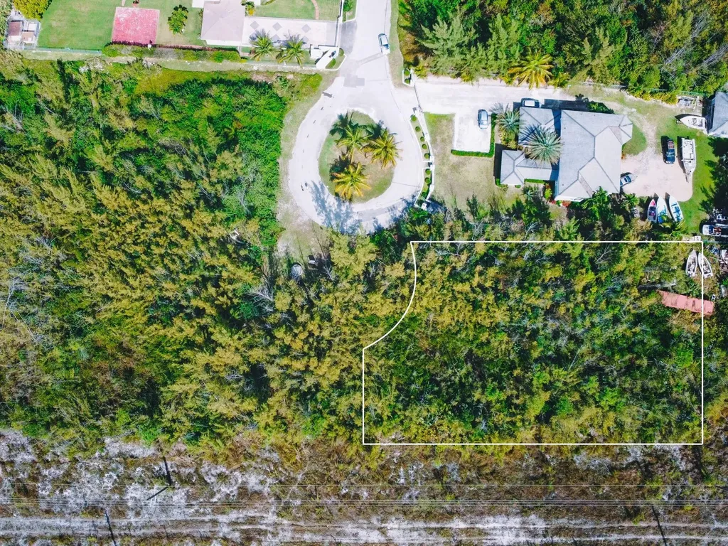 Bahamia West Subdivision Lot 37 New Providence Paradise Island BS