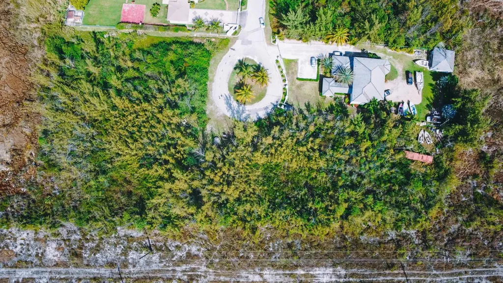 Bahamia West Subdivision Lot 37 New Providence Paradise Island BS