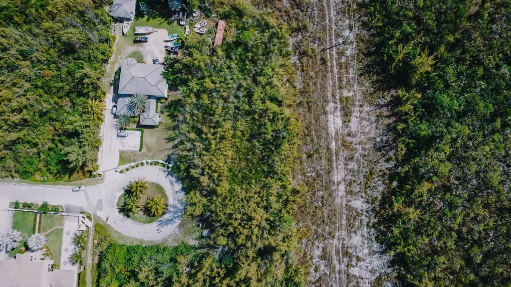 Bahamia West Subdivision Lot 37 New Providence Paradise Island BS