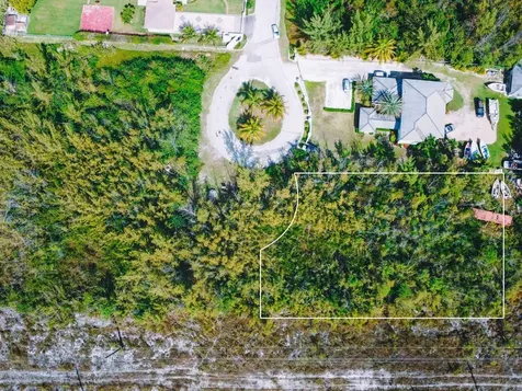 Bahamia West Subdivision Lot 37 New Providence Paradise Island BS