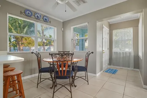 51 Tuckaway Road New Providence Paradise Island BS