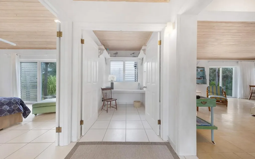 In The Pink, Beach House Eleuthera BS