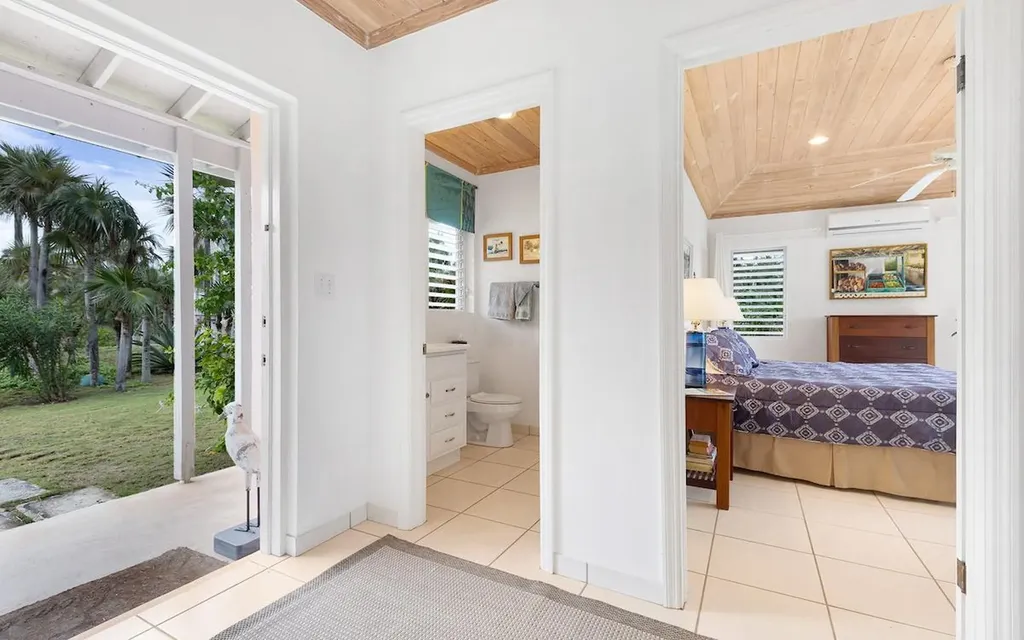 In The Pink, Beach House Eleuthera BS