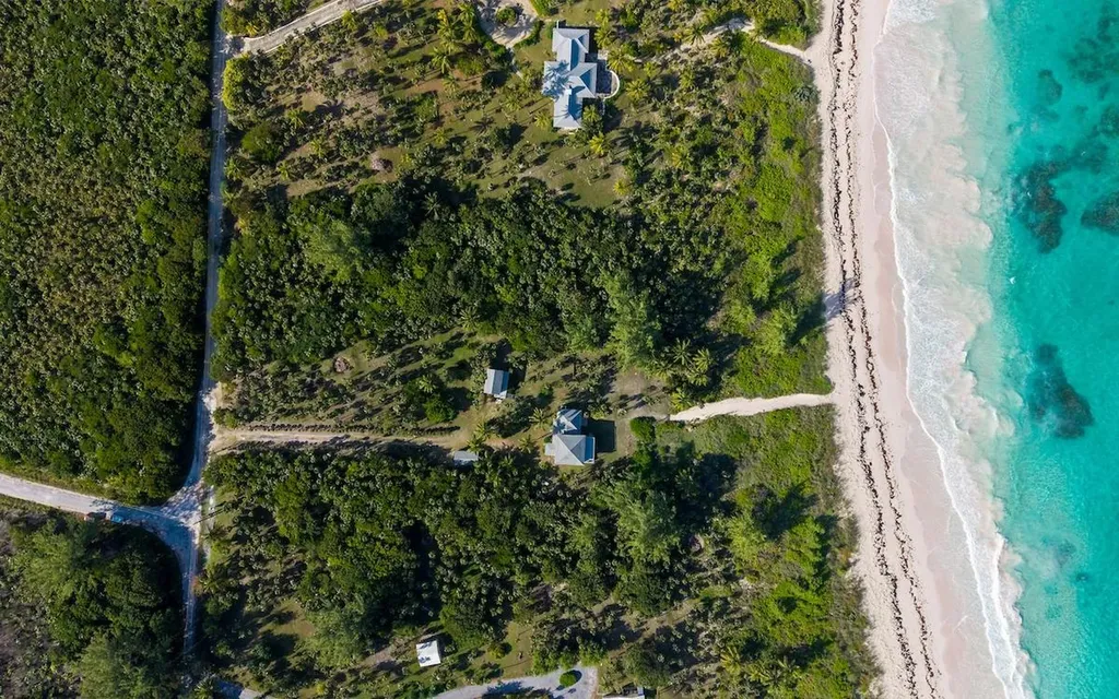 In The Pink, Beach House Eleuthera BS