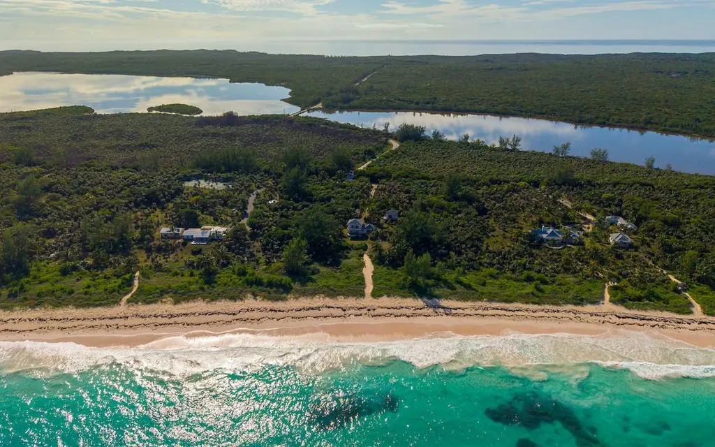 In The Pink, Beach House Eleuthera BS