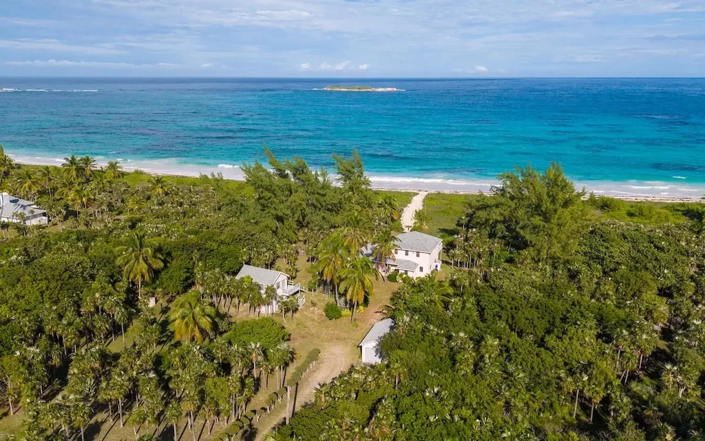 In The Pink, Beach House Eleuthera BS
