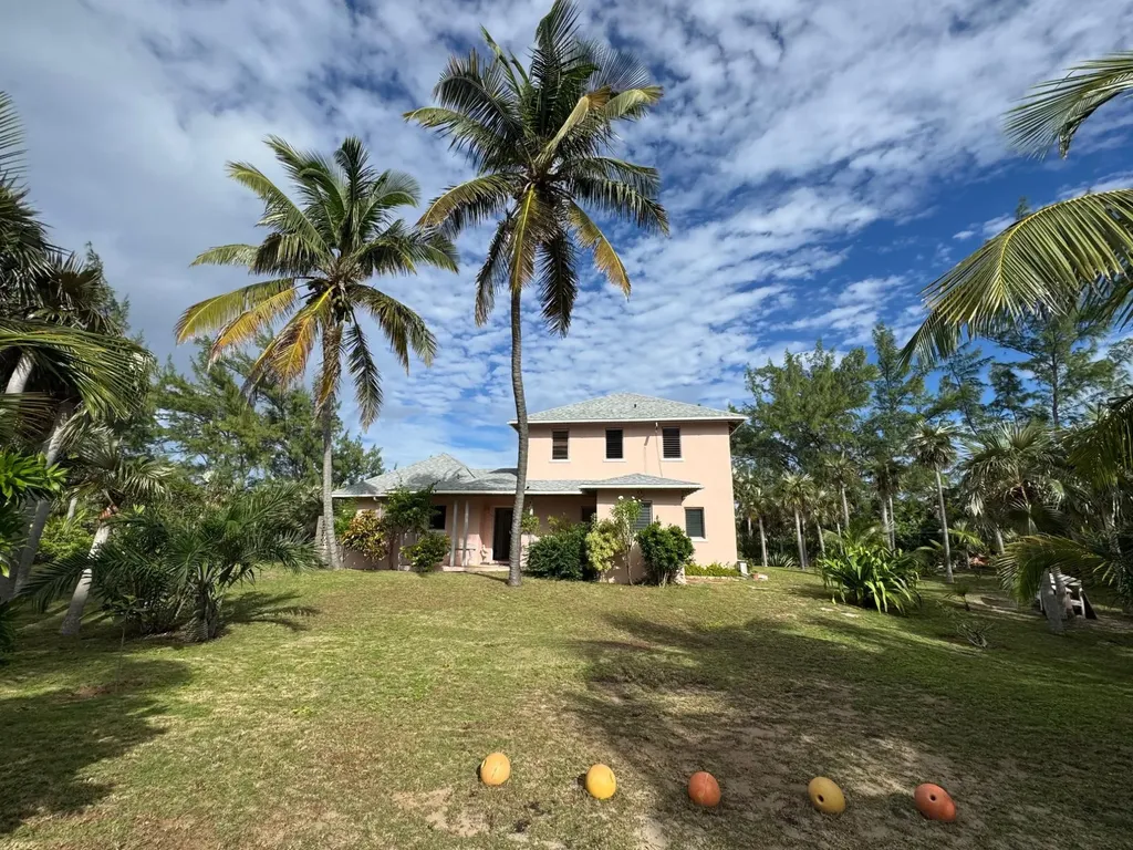 In The Pink, Beach House Eleuthera BS