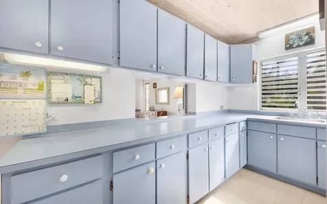 In The Pink, Beach House Eleuthera BS