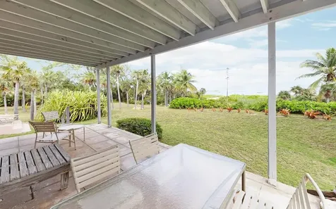 In The Pink, Beach House Eleuthera BS