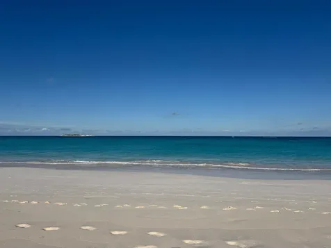 In The Pink, Beach House Eleuthera BS