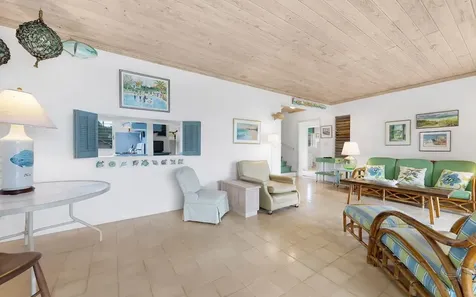 In The Pink, Beach House Eleuthera BS