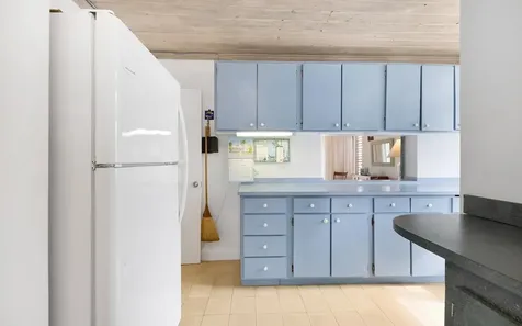 In The Pink, Beach House Eleuthera BS